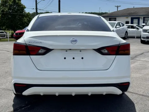 More photos of 2020 NISSAN ALTIMA S at Hilltop Car Sales, TN