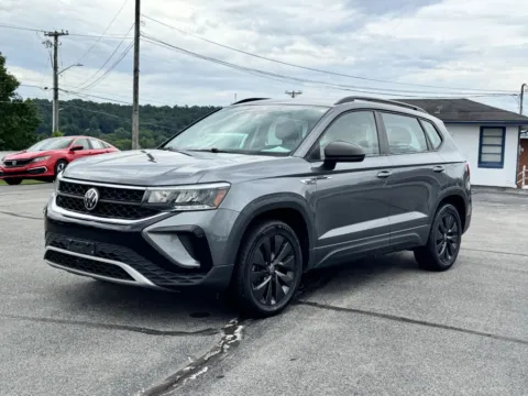 More photos of 2022 VOLKSWAGEN TAOS at Hilltop Car Sales, TN