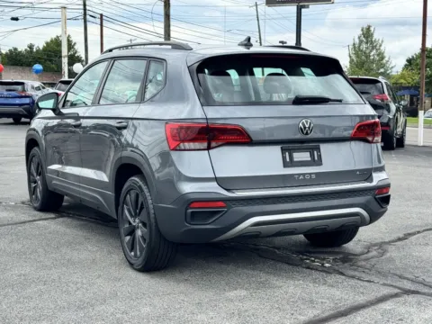 More photos of 2022 VOLKSWAGEN TAOS at Hilltop Car Sales, TN