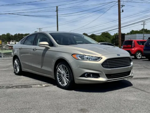 Orange 2015 FORD FUSION SE for sale in Knoxville, TN