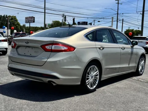 Another view of 2015 FORD FUSION SE for sale in Knoxville, TN at Hilltop Car Sales