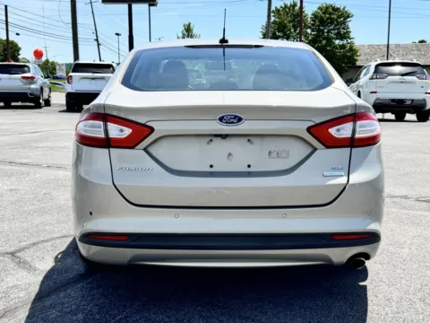 More photos of 2015 FORD FUSION SE at Hilltop Car Sales, TN