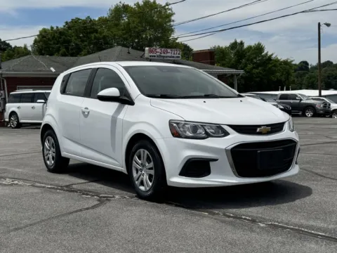 White 2020 CHEVROLET SONIC LT for sale in Knoxville, TN