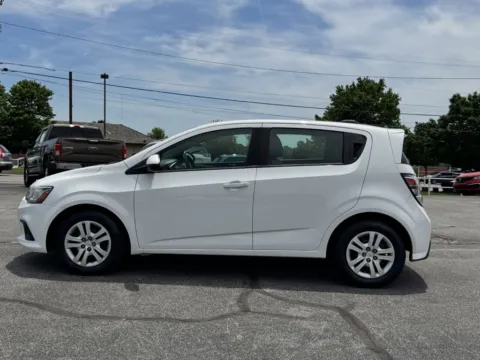 More photos of 2020 CHEVROLET SONIC LT at Hilltop Car Sales, TN