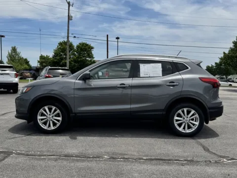 More photos of 2018 NISSAN ROGUE SPORT SV at Hilltop Car Sales, TN