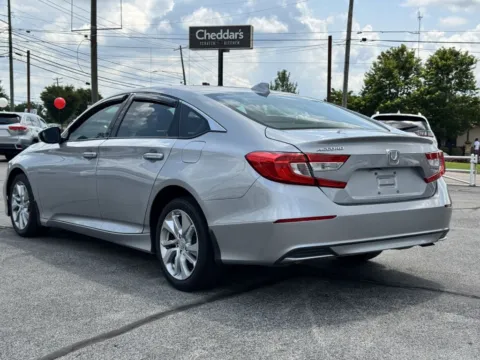 More photos of 2019 HONDA ACCORD LX at Hilltop Car Sales, TN