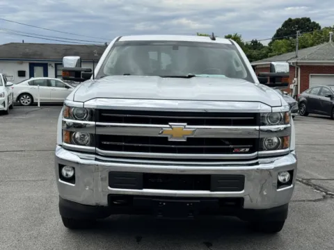 Another view of 2019 CHEVROLET SILVERADO 2500 HEAVY DUTY LTZ for sale in Knoxville, TN at Hilltop Car Sales