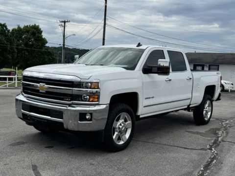 More photos of 2019 CHEVROLET SILVERADO 2500 HEAVY DUTY LTZ at Hilltop Car Sales, TN