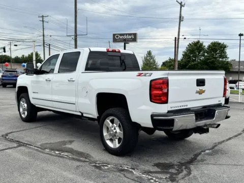 More photos of 2019 CHEVROLET SILVERADO 2500 HEAVY DUTY LTZ at Hilltop Car Sales, TN