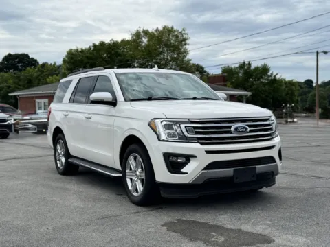 Photos of 2019 FORD EXPEDITION XLT for sale in Knoxville, TN at Hilltop Car Sales