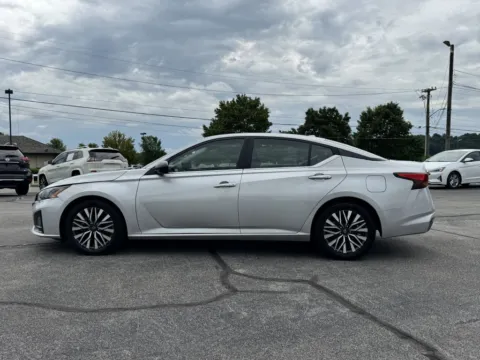 More photos of 2024 NISSAN ALTIMA SV at Hilltop Car Sales, TN