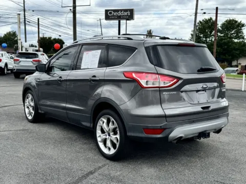 More photos of 2013 FORD ESCAPE TITANIUM at Hilltop Car Sales, TN