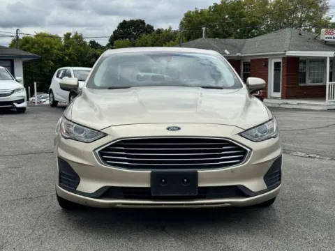 Photos of 2019 FORD FUSION SE for sale in Knoxville, TN at Hilltop Car Sales