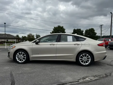 Another view of 2019 FORD FUSION SE for sale in Knoxville, TN at Hilltop Car Sales
