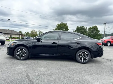 More photos of 2024 NISSAN SENTRA SV at Hilltop Car Sales, TN