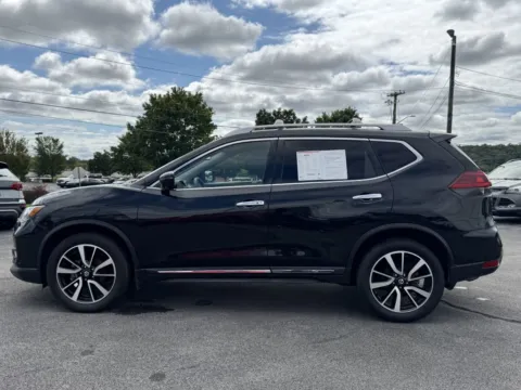 More photos of 2020 NISSAN ROGUE SL at Hilltop Car Sales, TN