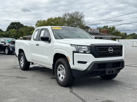 White 2024 NISSAN FRONTIER S for sale in Knoxville, TN