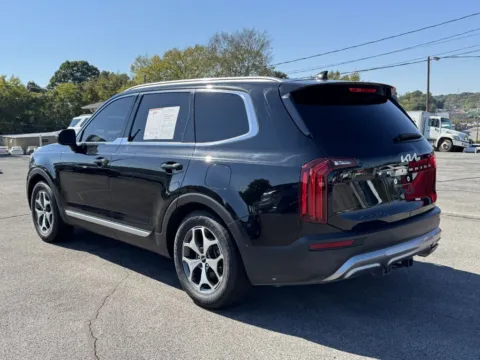 More photos of 2022 KIA TELLURIDE EX at Hilltop Car Sales, TN