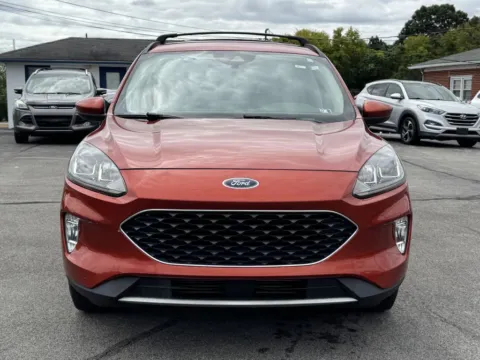 Photos of 2020 FORD ESCAPE SEL for sale in Knoxville, TN at Hilltop Car Sales