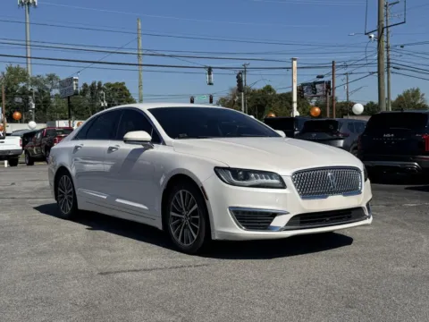 White 2019 LINCOLN MKZ for sale in Knoxville, TN