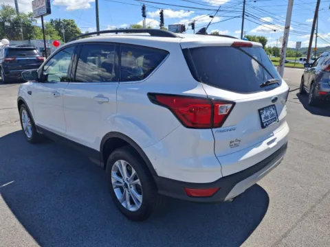 More photos of 2019 FORD ESCAPE SEL at Hilltop Car Sales, TN