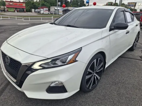 Another view of 2022 NISSAN ALTIMA SR for sale in Knoxville, TN at Hilltop Car Sales