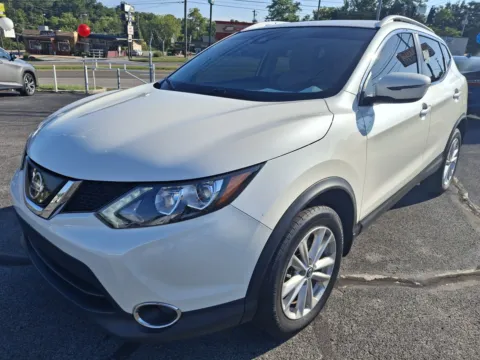 More photos of 2019 NISSAN ROGUE SPORT SV at Hilltop Car Sales, TN