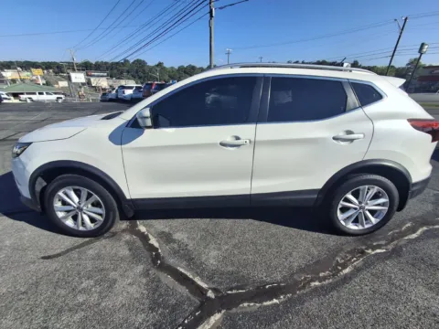 More photos of 2019 NISSAN ROGUE SPORT SV at Hilltop Car Sales, TN