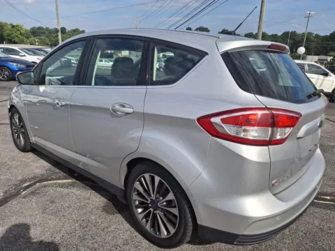 More photos of 2017 FORD C-MAX TITANIUM at Hilltop Car Sales, TN