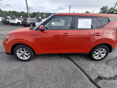 Another view of 2020 KIA SOUL LX for sale in Knoxville, TN at Hilltop Car Sales