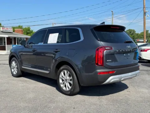 More photos of 2021 KIA TELLURIDE LX at Hilltop Car Sales, TN