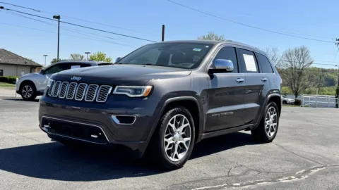 Another view of 2021 JEEP GRAND CHEROKEE OVERLAND for sale in Knoxville, TN at Hilltop Car Sales