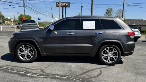 More photos of 2021 JEEP GRAND CHEROKEE OVERLAND at Hilltop Car Sales, TN