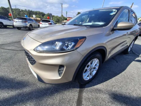 Another view of 2020 FORD ESCAPE SE for sale in Knoxville, TN at Hilltop Car Sales
