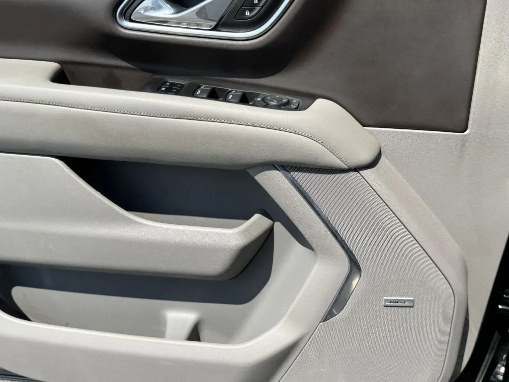 2021 Chevrolet Tahoe Z71 - Photo 18