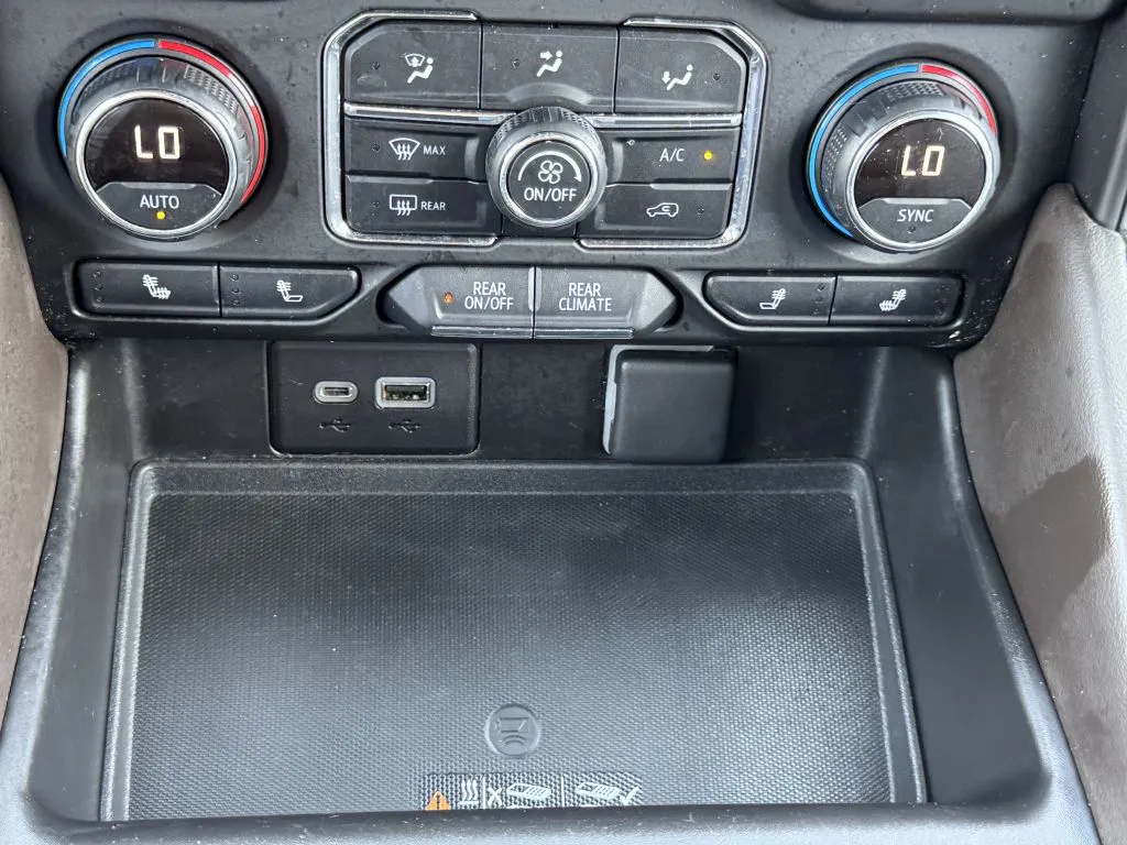 2021 Chevrolet Tahoe Z71 - Photo 21