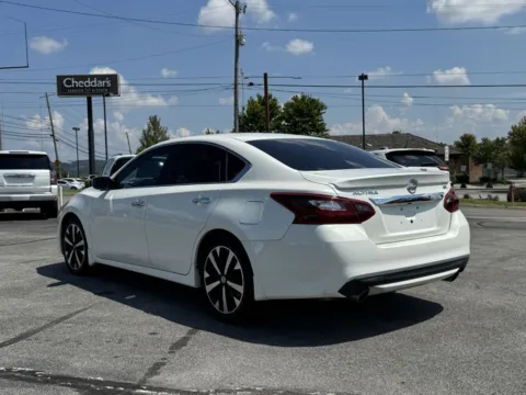 More photos of 2018 NISSAN ALTIMA 2.5 at Hilltop Car Sales, TN