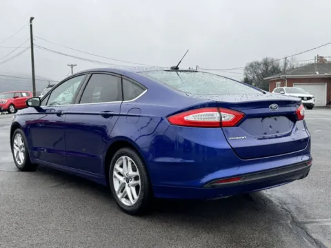 More photos of 2016 FORD FUSION SE at Hilltop Car Sales, TN