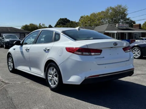 More photos of 2018 KIA OPTIMA LX at Hilltop Car Sales, TN