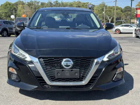 Photos of 2019 NISSAN ALTIMA SL for sale in Knoxville, TN at Hilltop Car Sales