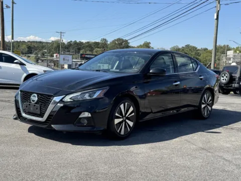 Another view of 2019 NISSAN ALTIMA SL for sale in Knoxville, TN at Hilltop Car Sales