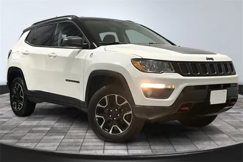 White 2019 Jeep Compass Trailhawk for sale in Roanoke, IN