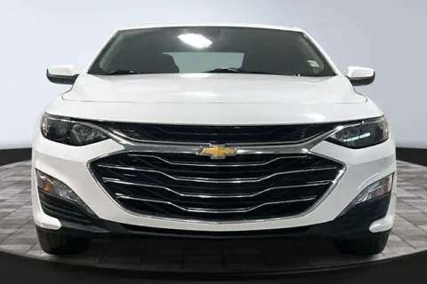 Photos of 2024 Chevrolet Malibu LT for sale in Roanoke, IN at Southwest Auto Sales