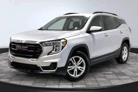 Another view of 2022 GMC Terrain SLE for sale in Roanoke, IN at Southwest Auto Sales