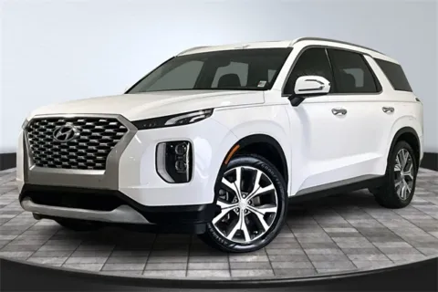 Another view of 2022 Hyundai Palisade SEL for sale in Roanoke, IN at Southwest Auto Sales