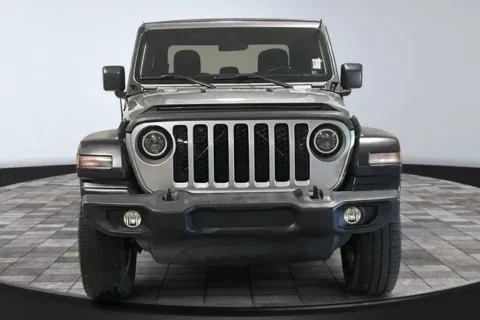 Photos of 2020 Jeep Gladiator Sport for sale in Roanoke, IN at Southwest Auto Sales
