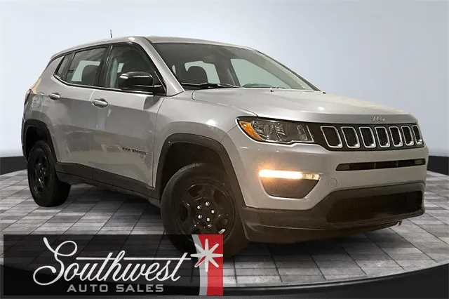 Silver 2019 Jeep Compass Sport for sale in Roanoke, IN