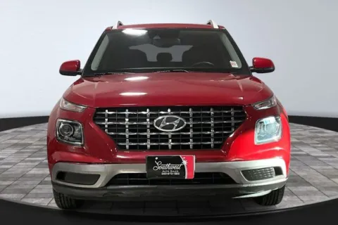 Photos of 2020 Hyundai Venue SEL for sale in Roanoke, IN at Southwest Auto Sales