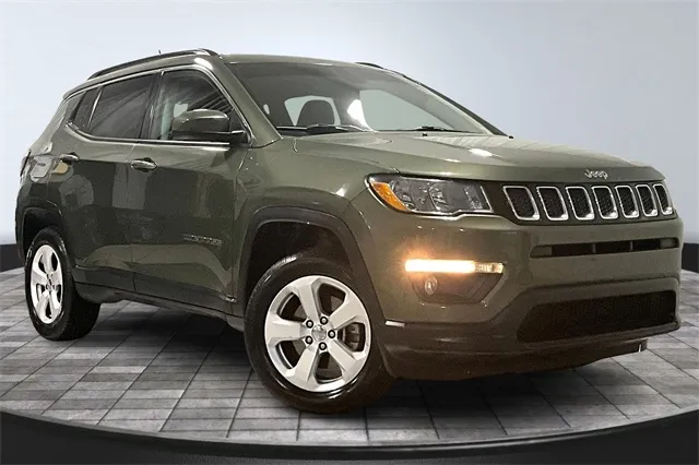 Green 2020 Jeep Compass Latitude for sale in Roanoke, IN