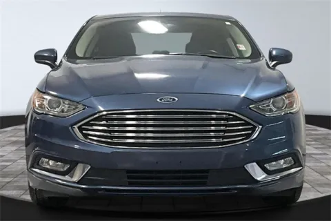 Photos of 2018 Ford Fusion SE for sale in Roanoke, IN at Southwest Auto Sales